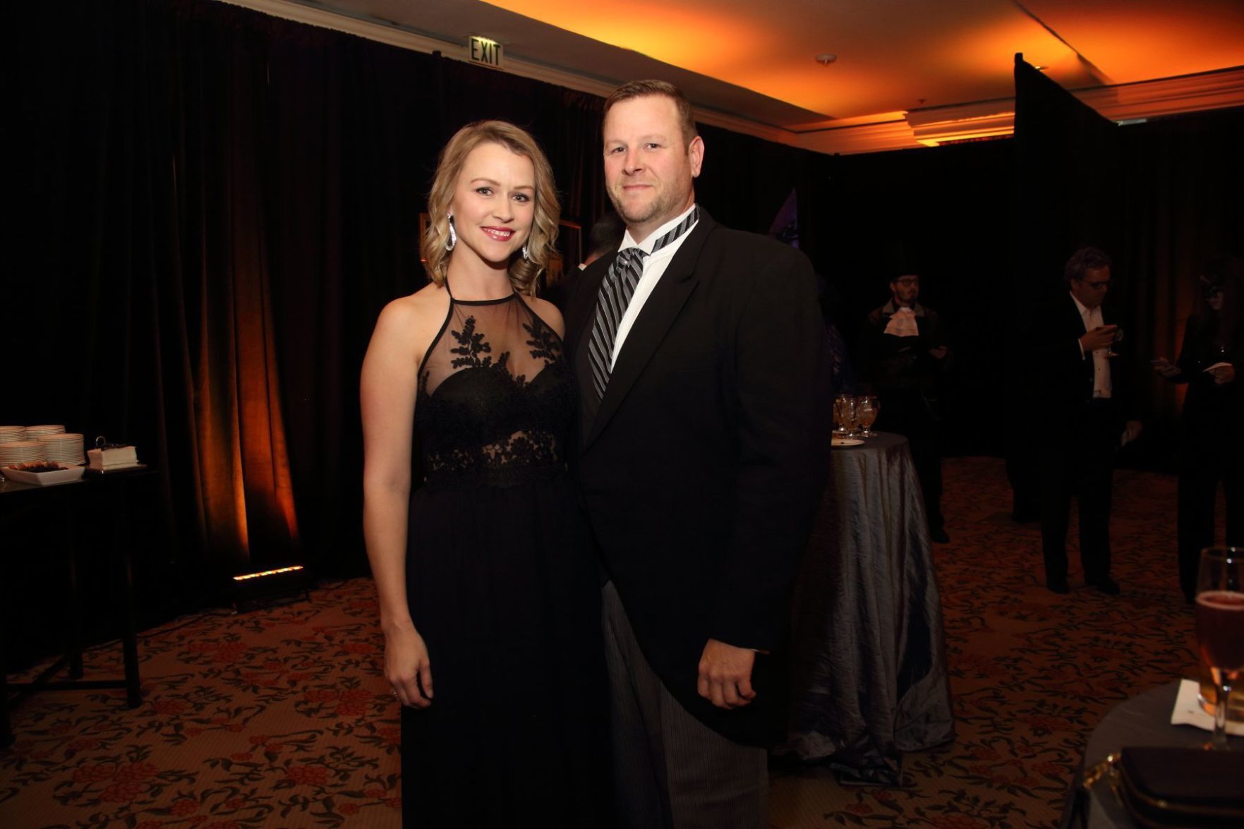 Kristen Bond, Brian Dillon